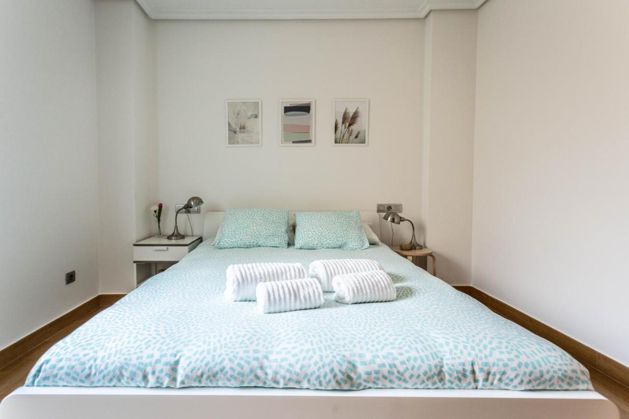 א-קורוניה Apartamento En Primera Linea De Playa Riazor מראה חיצוני תמונה